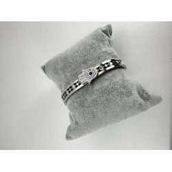 Gümüş Fatma'nın Eli Taşlı Bileklik